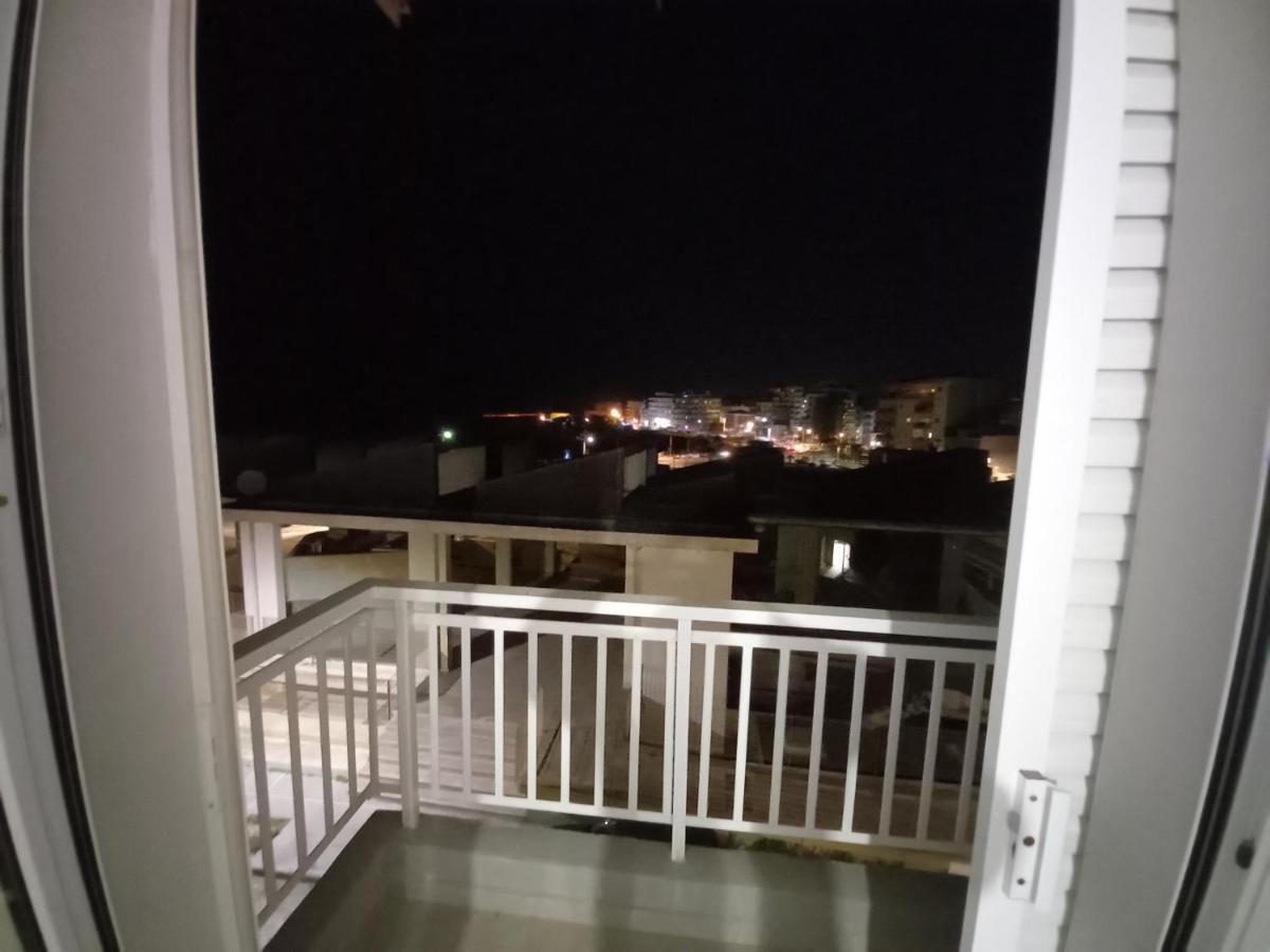 Modern Apartment In The Center Of Heraklion C المظهر الخارجي الصورة